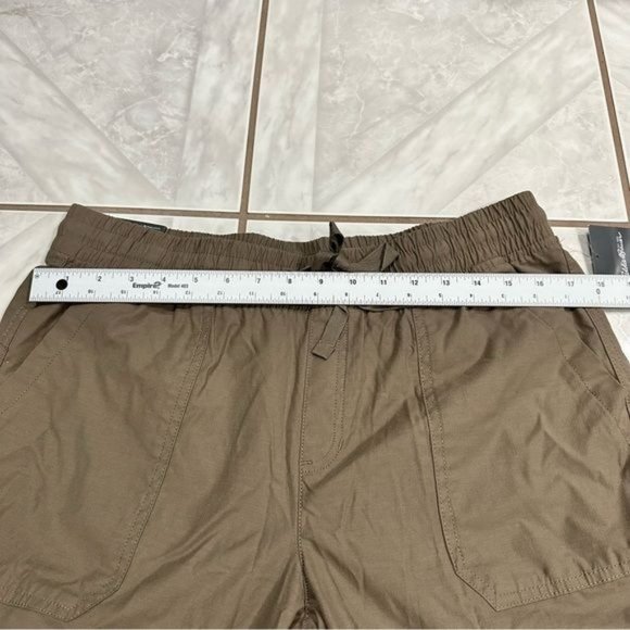 NWT Eddie Bauer Utility Cargo Hiking Slighty Curvy Regular Pants Women’s Size 12 - Picture 9 of 12